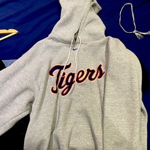Nike center swoosh hoodie